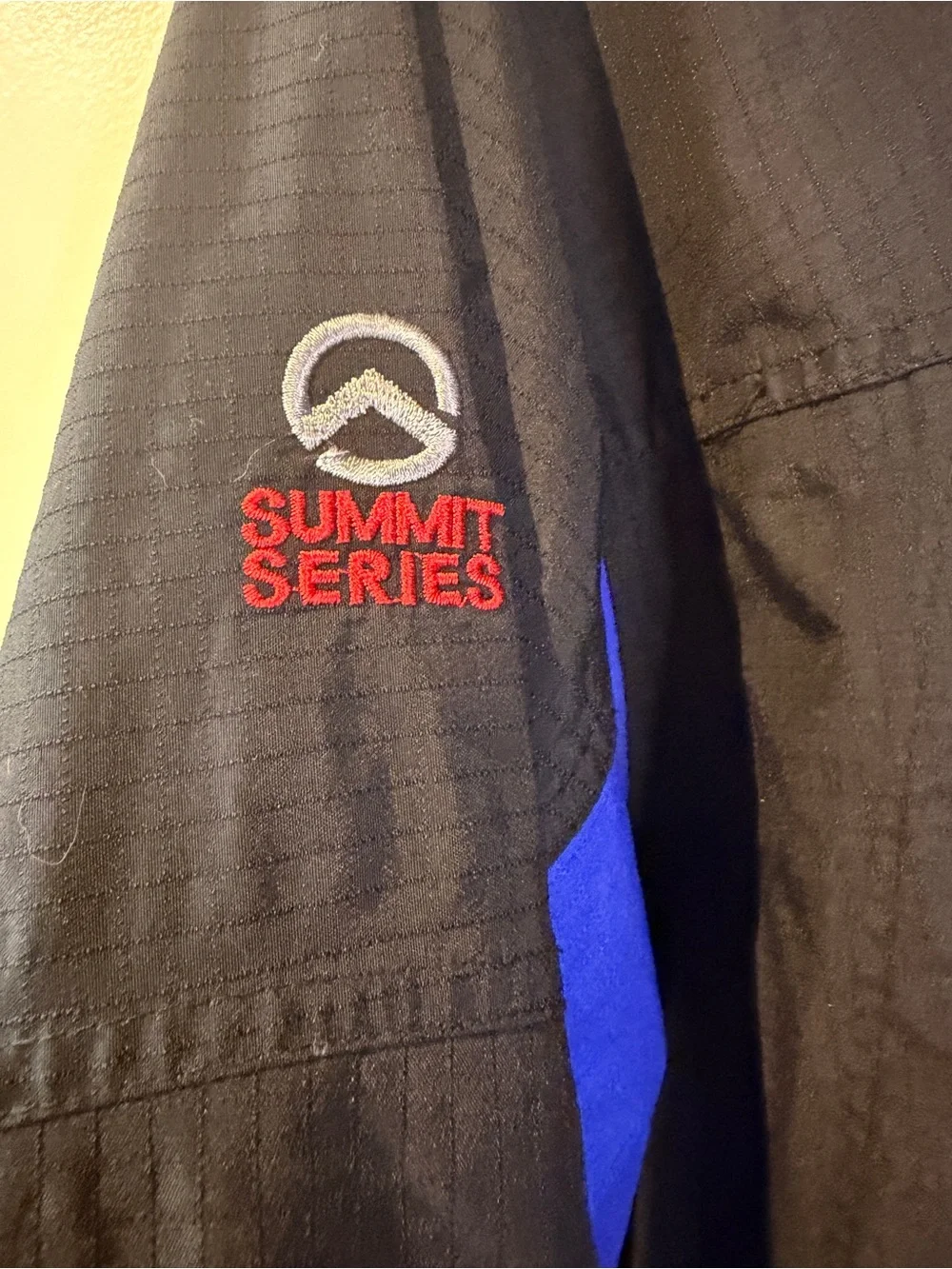 The North Face Summit Series Gore Tex Jacket Size S Men's Blue/Black Waterproof